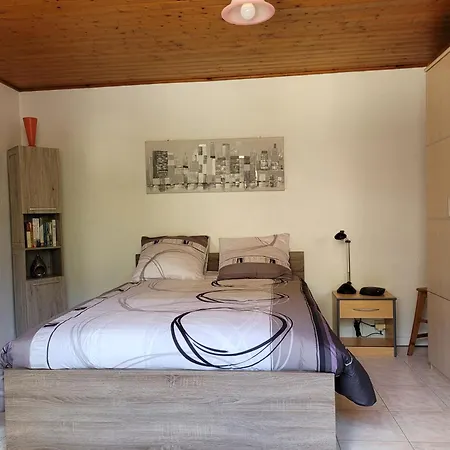 Centfontaines Apartamento *
